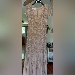 Oleg Cassini Pale Pink Gown/Dress. Size 10